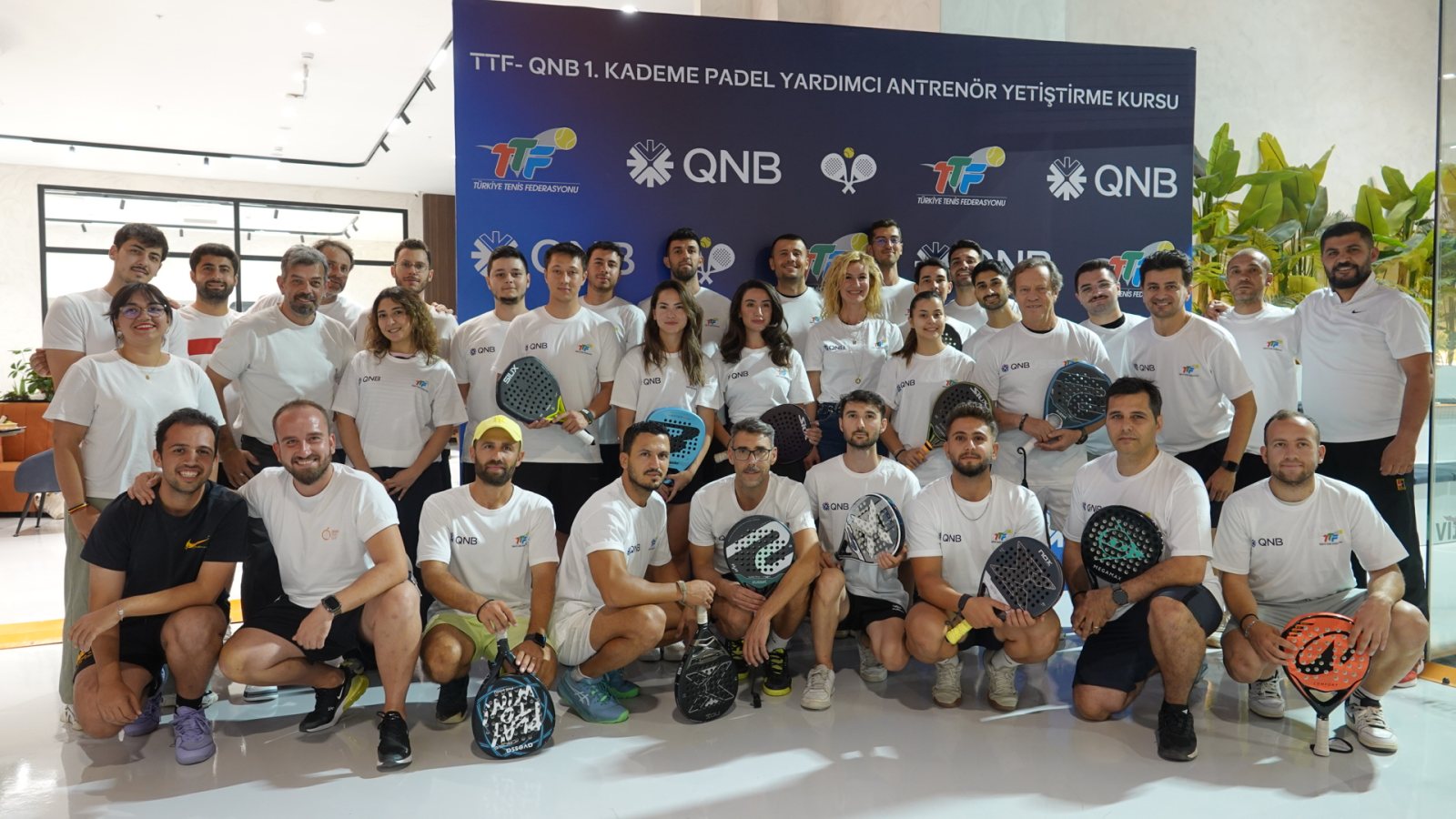 TÜRKİYE TENİS FEDERASYONU VE QNB TÜRKİYE, PADELİN GELECEĞİ İÇİN ANTRENÖR ALTYAPISINI GÜÇLENDİRİYOR